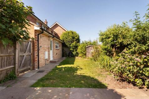 Cranley Nep Town Road-12.jpg