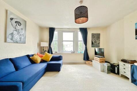 LivingRoom.jpg