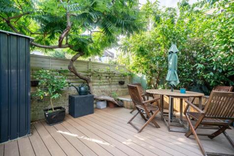13-web-or-mls-125 LIVINGSTONE FINSHED EDITS-16.JPG