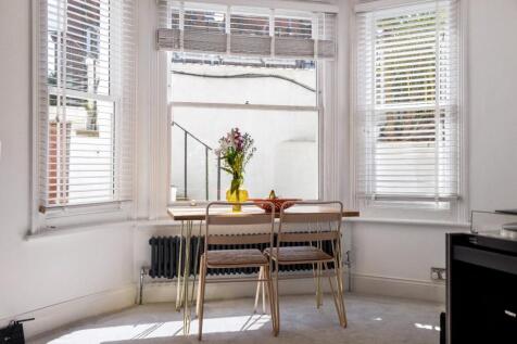 Cromwell Road, 37E-012.JPG