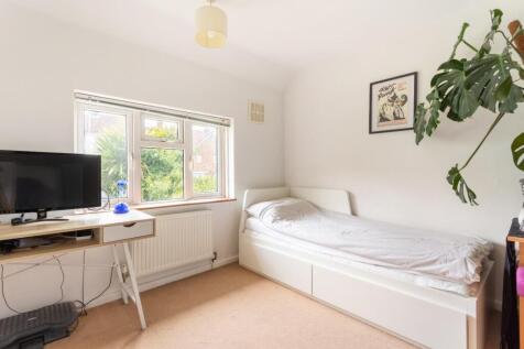 Stanstead Crescent-15.jpg