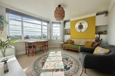 pbox-living_room-330283.jpg