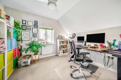 3_Summerfold_Place-2.JPG