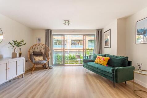 Orchard House-12.jpg
