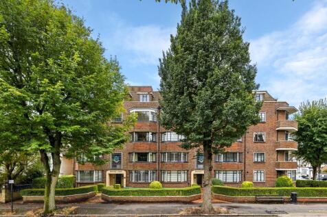 Flat 20, Brittany Court Full Res-15.jpg