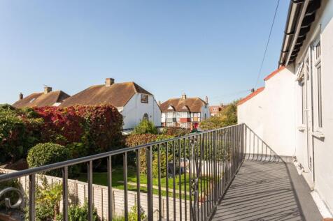 Court Farm Road-12.jpg