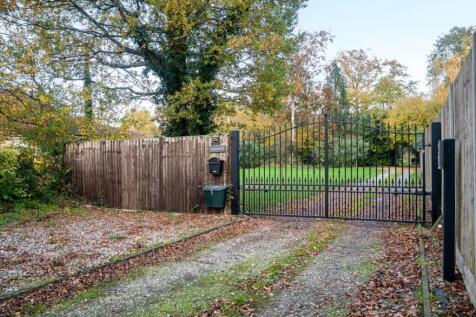 42-web-or-mls-CHALFIELDS FINISHED EDITS-60.JPG