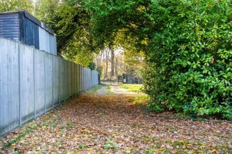 37-web-or-mls-CHALFIELDS FINISHED EDITS-51.JPG