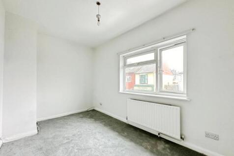 Bedroom1.jpg