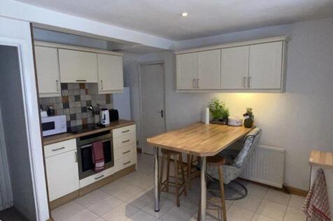 Kitchen pic 2