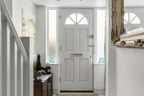197a Darkes Lane 31.jpg
