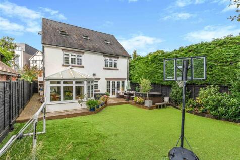 197a Darkes Lane 33.jpg