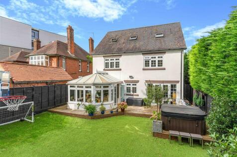 197a Darkes Lane 34.jpg