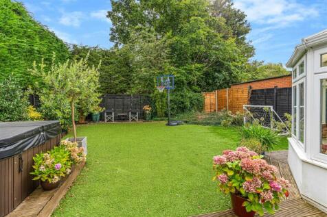 197a Darkes Lane 40.jpg