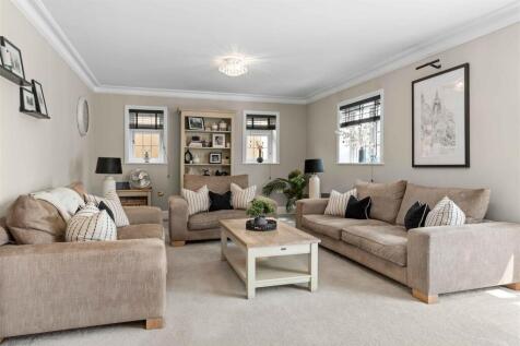 44 Hill Rise 26.jpg
