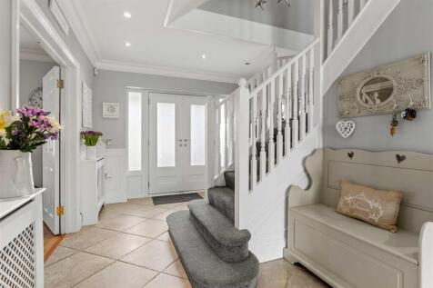 44 Hill Rise 22.jpg