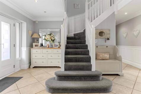 44 Hill Rise 23.jpg