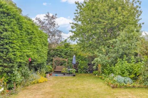 Garden Terrace 1-21.jpg