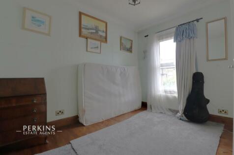 bedroom.jpg