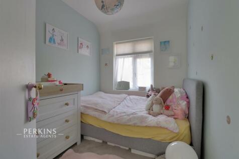 BED 3.jpg