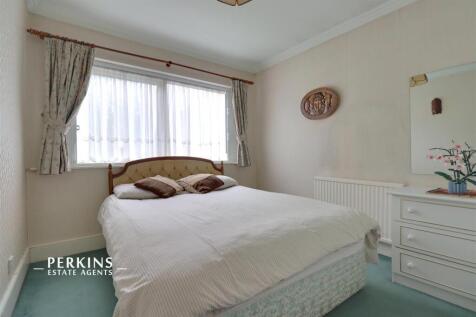 BED 3.jpg