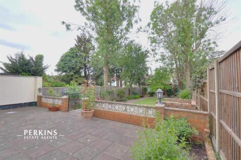 GARDEN.jpg