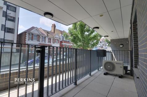 PATIO.jpg
