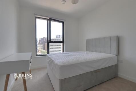 bed 2.jpg