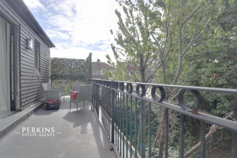 balcony 2.jpg