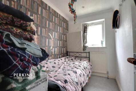 bed 3.jpg