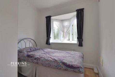 BED 4.jpg