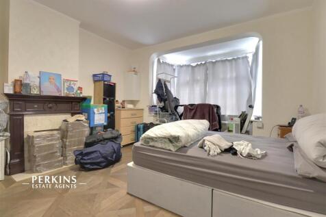 BED 1.JPG