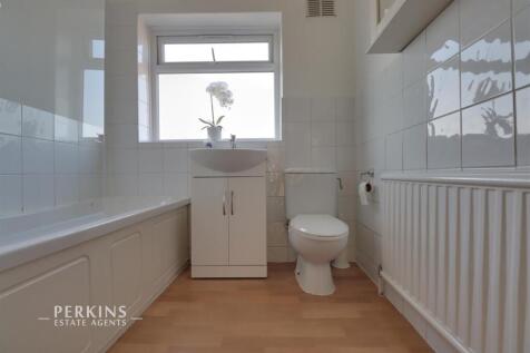 Bathroom.jpg