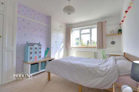 BED 1.jpg
