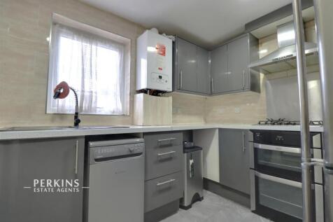 KITCHEN 2.jpg