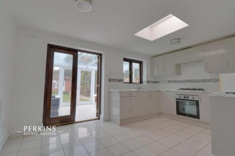 kitchen .jpg