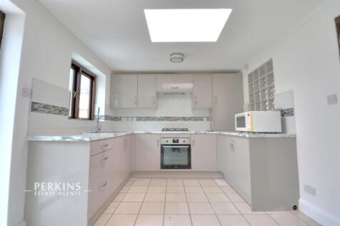 kitchen 2.jpg