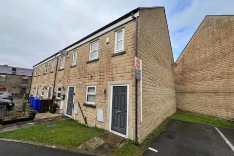 Front Aspect &amp; Parking