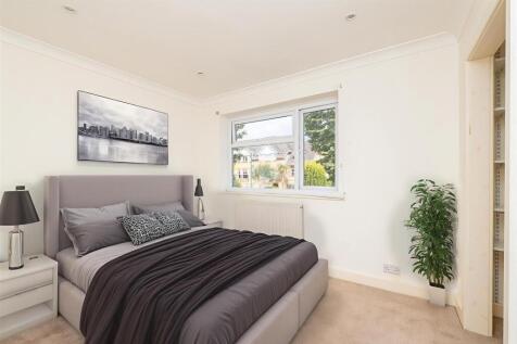 CR-009 - Bedroom - Standard - 23.jpg