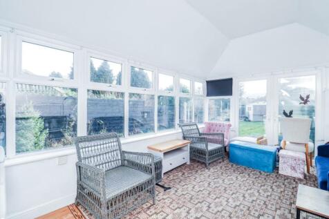 Lounge/Kitchen