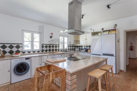 Property Image 79