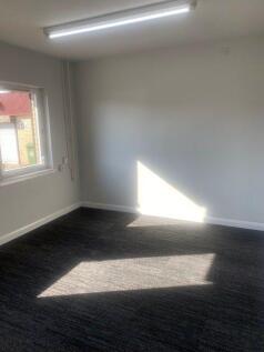 Unit 13 Simpson Court 2.jpg