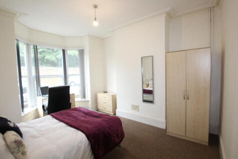 Shared Student House Available 2025/26