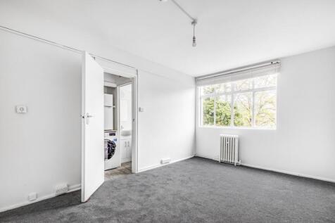 KFH-44_Romney_Court-