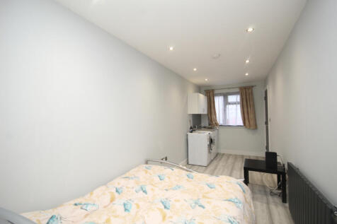Sudbury Heights Avenue, Greenford, Middlesex, UB6