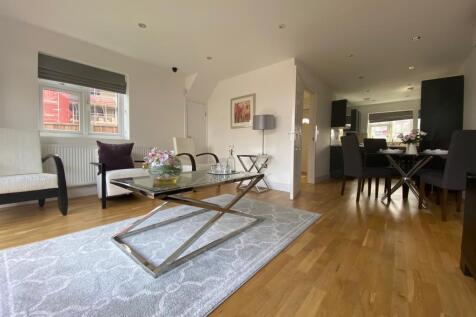 2 bed detached to rent Craigmuir Park, Wembley HA
