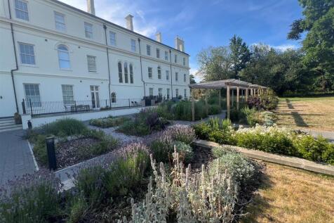 Manor House Garden 3.jpg
