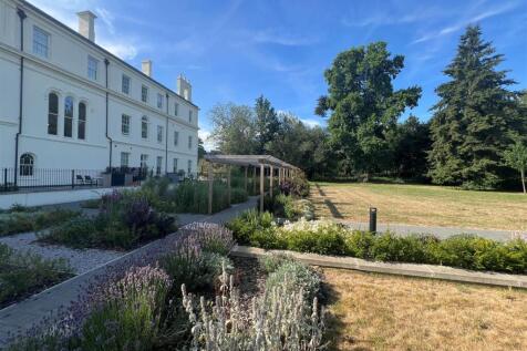 Manor House Garden 4.jpg