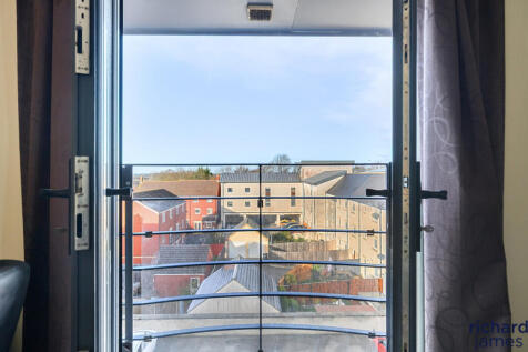 2a08c7931cf5479cbfaa268f94f7288e