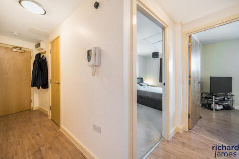 a17b8f948eb445739a35779e811344a2